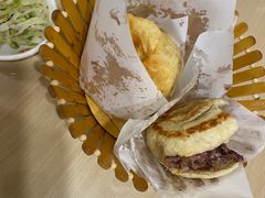 -闫家驴肉老店(华电一校店)
