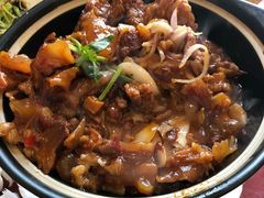 -鑫渔港海鲜本地菜·山海关浑锅(东戴河店)