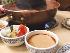 -月圆火锅(宁海东路二店)