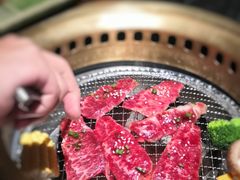 -山川小町·极番烧肉(新地假日广场店)