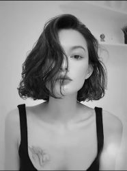 -Hello Lady发型设计