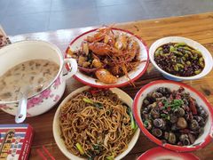 -冶建镜子·老南昌大排档·江西虾王(总店)