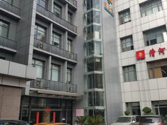 -漕河泾街道图书馆(漕河泾社区文化活动中心店)