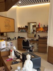 -MARTIN'S BARBER SHOP男士理发馆