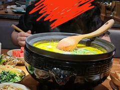 -九锅一堂酸菜鱼(新南凯德直营店)