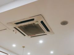 -爱民螺蛳粉(梧州国泰广场店)