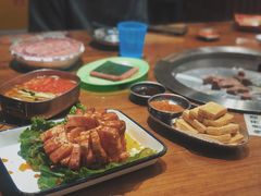 招牌厚切猪五花-三肥两瘦烤肉(鹿城店)