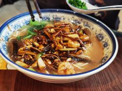 -辣肉面大王(天平路店)