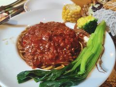 -月亮眼花园餐厅书吧酒吧