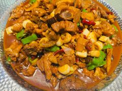 -俭寨大盘鸡·手抓肉·烧烤新疆菜(乌苏路店)