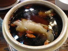黑蒜竹丝鸡炖花胶-黄祥华养生堂·炖汤·营养蒸饭(岭南天地店)