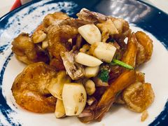 -浅深(世茂滨江精品店)