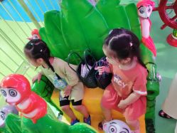 -维佳童话镇演出现场(徐东店)