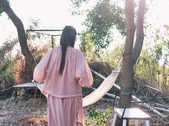 -亮河湾山庄