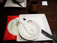餐具摆设-涌上外婆桥(南塘店)
