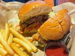 -麦落精酿啤酒餐吧(先农大院店)