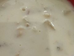 自制奶油蛤蜊汤-So Lounge索兰至餐厅(蓝色港湾店)