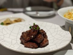 沪市牛肉粒-屋里厢上海菜馆
