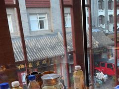 -管氏翅吧(护国寺店)