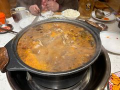 -佬缸炮江湖川菜(玉林店)