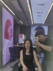 -藤野造型烫发染发