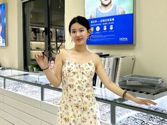 -潘多拉眼镜·蔡司依视路明月(潘家园店)