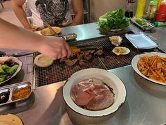 -马路牙子烧烤音乐酒馆(望京店)
