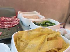-宴全牛粤来越牛潮汕鲜牛肉火锅(海州万达广场店)