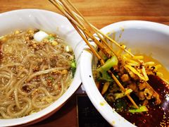 -麻婆婆白家肥肠粉(海岸城店)