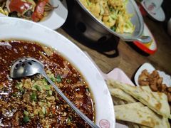 -叶派龙虾•招牌香辣蟹·海鲜(中海国际店)