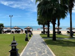 -三亚湾海居铂尔曼度假酒店