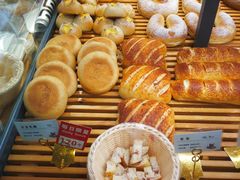 -焙丽拾光(麦凯乐直营店)