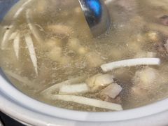 -龙泉人椰子鸡·糟粕醋·地标海南菜(龙昆南店)