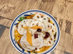 -叁宝烤肉• 西安烧烤 领跑品牌(枫林绿洲店)