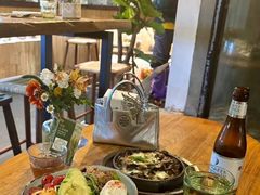牛油果温泉蛋吐司-O'mills Sourdough Bakery&Bistro(永嘉路店)
