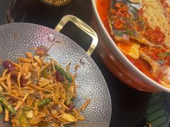 -川流不息·地道川菜·小龙虾(新松江路店)