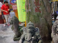 -泰龙城小吃街