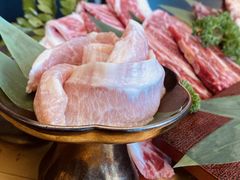 -铭牛烧肉·和牛海鲜自助(高新月牙湖店)