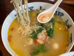 -李犟大爆鳝面·手工蟹黄包(湖滨西湖店)