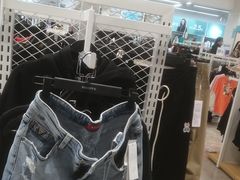 -BIGOFFS 超级折扣(仁恒伊势丹店)