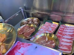 -哈哈碳都·牛肋条无限自助烤肉(台江万达店)