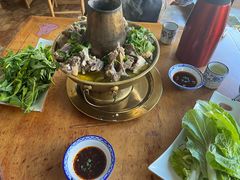 -石磨豆花家常菜·牦牛排土火锅