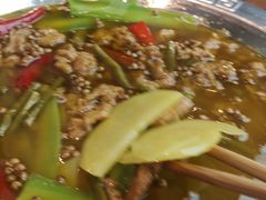 -有红鸡毛店·川菜(建设路店)