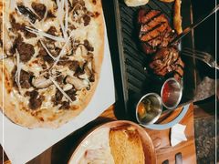 -I HOLIC艾豪丽披萨(KKone店)