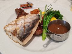 盐烧海斑鱼拼肉眼扒-西语·炭烧牛排(卓越中寰店)