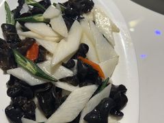 -老周家酱卤猪蹄私房菜(克拉玛依西街店)