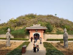 -洛阳古墓博物馆