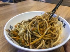 武汉热干面-文叔·湖北名小吃·小龙虾(华强北店)