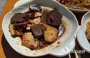 Blood and Tofu Stir-fry