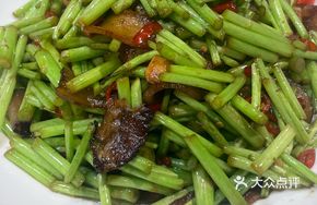 Bamboo Shoots Stir-Fried with Preserved Pork